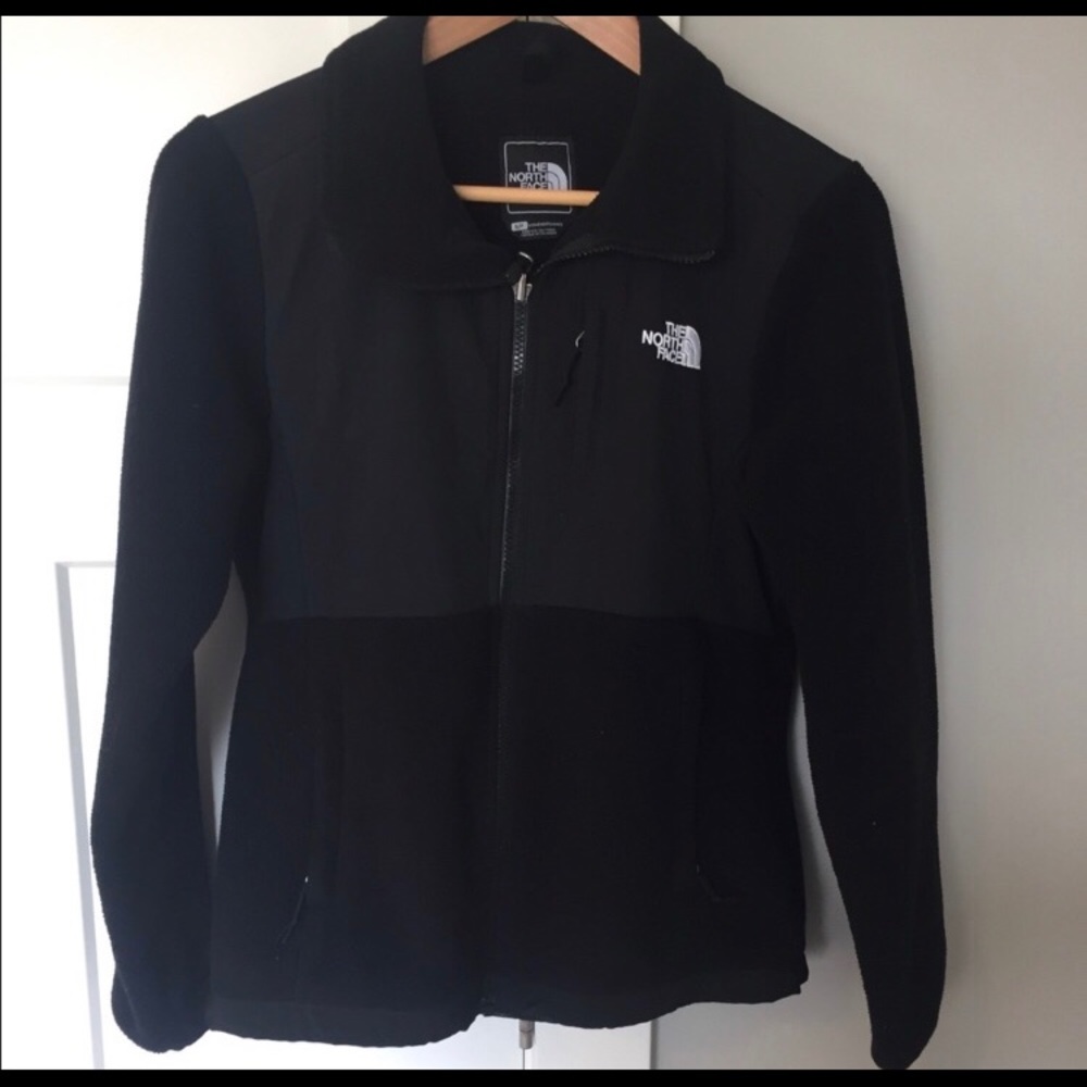 Women’s North Face Denali Black Fleece Jacket